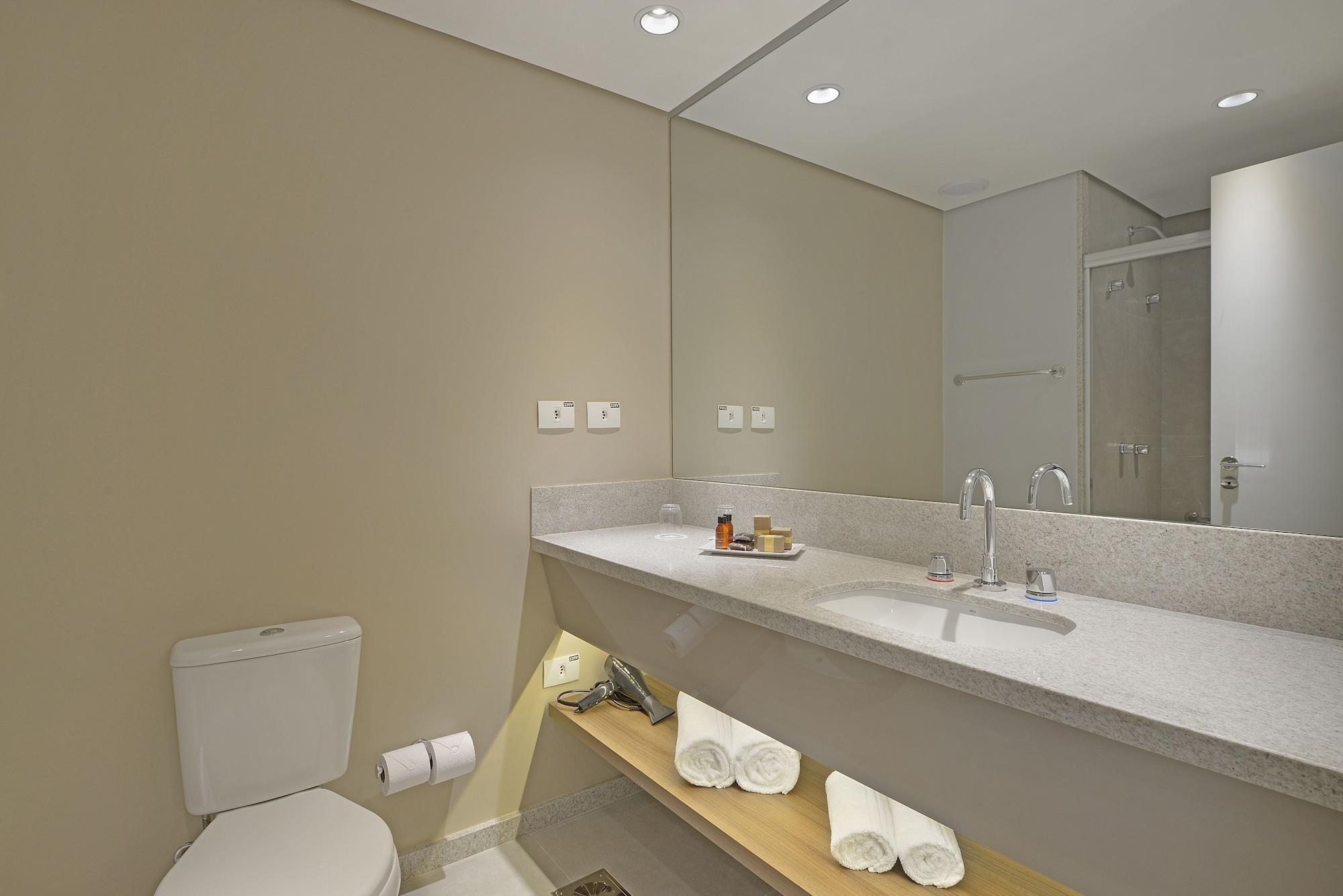 Deville Prime Campo Grande Campo Grande  Exterior foto Bathroom